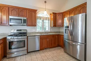 30 Holly Ln, Dracut, MA 01826 - Photo 5