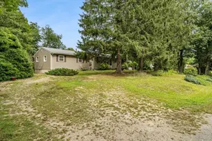 7 Crocker St, Middleborough, MA 02346 - Photo 3