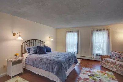 48 Southampton #B, Westhampton, MA 01027 - Photo 9