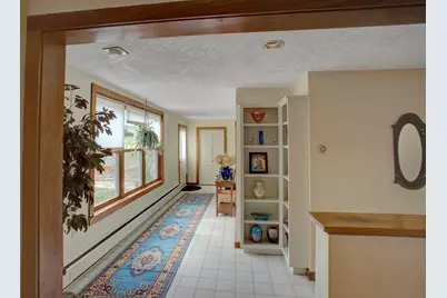 48 Southampton #B, Westhampton, MA 01027 - Photo 5