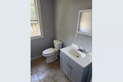 74 Ellis St, Brockton, MA 02301 - Photo 5