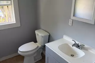 74 Ellis St, Brockton, MA 02301 - Photo 5