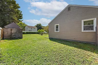 133 Denwall Dr, Springfield, MA 01119 - Photo 17