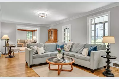 72 Beverly Rd, Brookline, MA 02467 - Photo 5