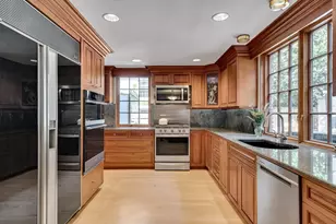72 Beverly Rd, Brookline, MA 02467 - Photo 13