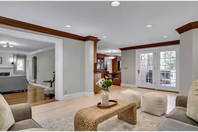 72 Beverly Rd, Brookline, MA 02467 - Photo 19