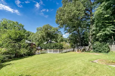 72 Beverly Rd, Brookline, MA 02467 - Photo 39