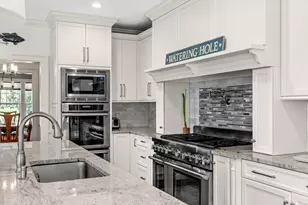 8 Border St, Scituate, MA 02066 - Photo 7