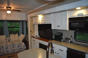 33-35 Wareham, Carver, MA 02330 - Photo 7