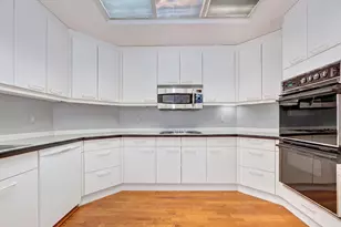 99-10 Florence St, Newton, MA 02467 - Photo 17
