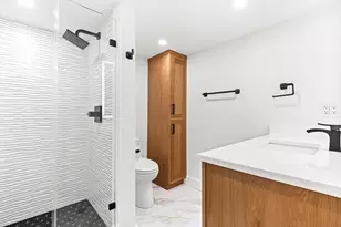 151 Oakland St, Wellesley, MA 02481 - Photo 27