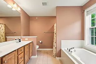 18 Daffodil Ct, Grafton, MA 01560 - Photo 23
