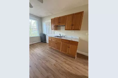 72 Lowell #2, Peabody, MA 01960 - Photo 5