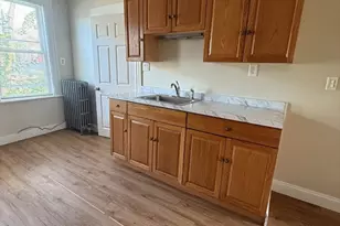 72 Lowell, Peabody, MA 01960 - Photo 5