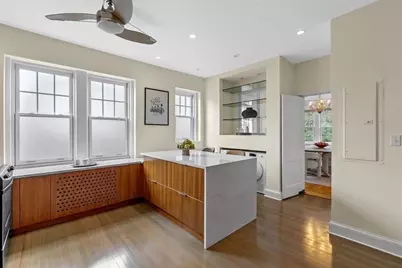 47 Alton Pl #3, Brookline, MA 02446 - Photo 9