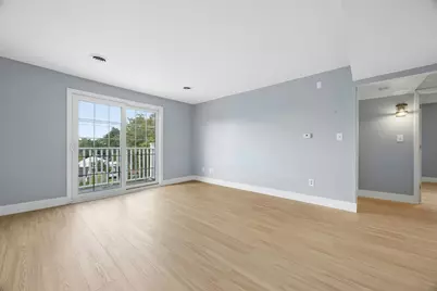 244 Mount Vernon St #9, Lawrence, MA 01843 - Photo 7