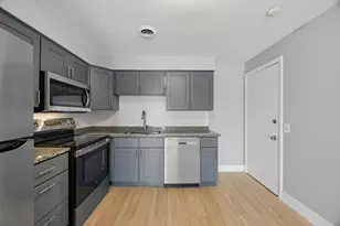 244 Mt Vernon St, Lawrence, MA 01843 - Photo 11
