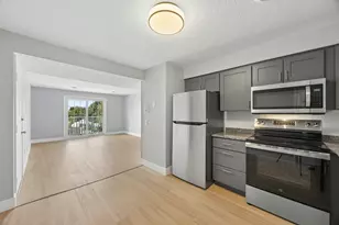 244 Mt Vernon St, Lawrence, MA 01843 - Photo 7