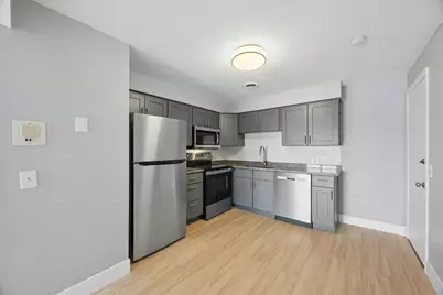 244 Mount Vernon St #9, Lawrence, MA 01843 - Photo 11