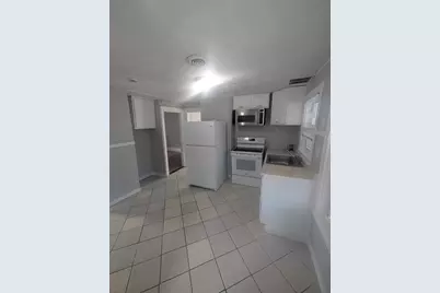 17 Ward St, Worcester, MA 01610 - Photo 7