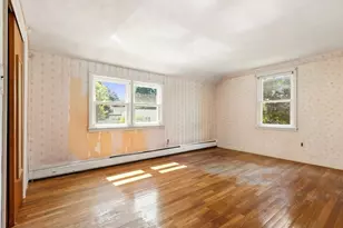 4 Mayflower, Stoneham, MA 02180 - Photo 19