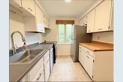 35 Webster Ct #35, Amherst, MA 01002 - Photo 7