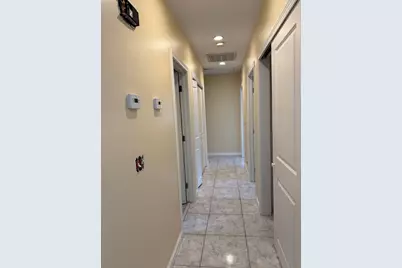 1015 Forbes St, New Bedford, MA 02745 - Photo 9