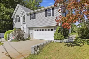 1015 Forbes St, New Bedford, MA 02745 - Photo 9