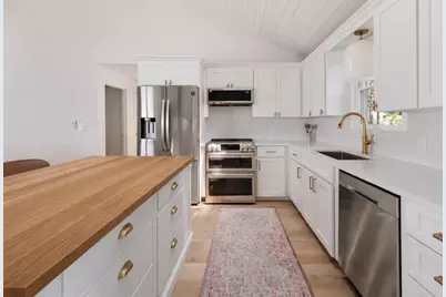 30 Overland Rd, Mashpee, MA 02649 - Photo 5