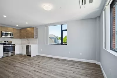 632 Centre St #303, Boston, MA 02139 - Photo 9