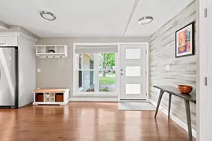 53 Bradford Rd, Framingham, MA 01701 - Photo 5