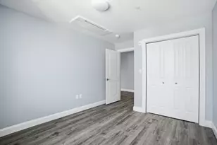 632 Centre St, Boston, MA 02139 - Photo 7