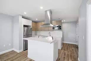632 Centre St, Boston, MA 02139 - Photo 3
