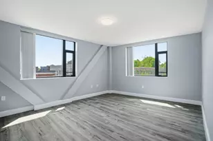 632 Centre St, Boston, MA 02139 - Photo 9