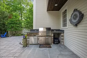 1 Thistle Hill Ln, Westborough, MA 01581 - Photo 41