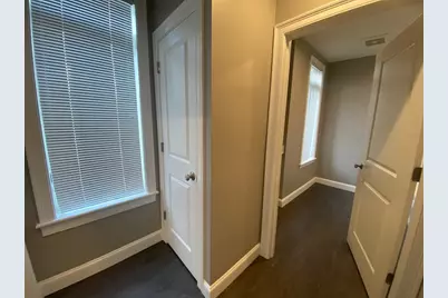 4945 Washington #107, Boston, MA 02132 - Photo 9