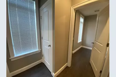 4945 Washington #107, Boston, MA 02132 - Photo 9