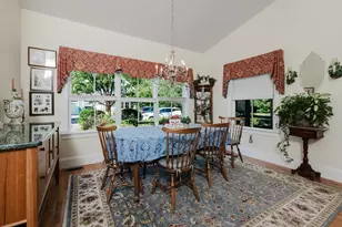 20 Hathaway Pond Cir, Rochester, MA 02770 - Photo 9