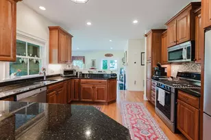 20 Hathaway Pond Cir, Rochester, MA 02770 - Photo 11