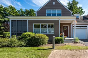 20 Hathaway Pond Cir, Rochester, MA 02770 - Photo 1