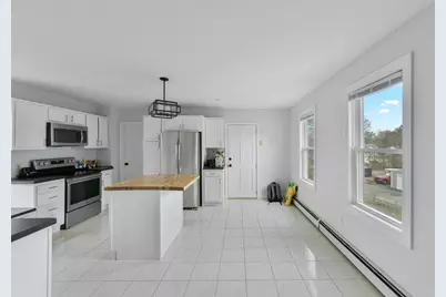 76 Plain St, Taunton, MA 02780 - Photo 7