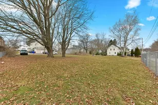 76 Plain St, Taunton, MA 02780 - Photo 25