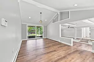 102 Lakeside Dr, Monson, MA 01057 - Photo 9