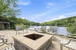 102 Lakeside Dr, Monson, MA 01057 - Photo 3