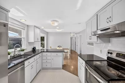 16 Holly Ridge Drive, Sandwich, MA 02563 - Photo 9