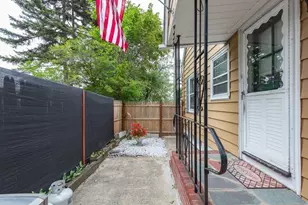 119 Lawrence St, Methuen, MA 01844 - Photo 7