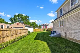 189 Adelaide St, New Bedford, MA 02745 - Photo 9
