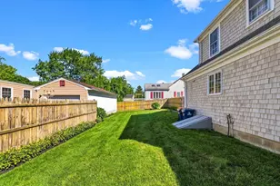 189 Adelaide St, New Bedford, MA 02745 - Photo 9