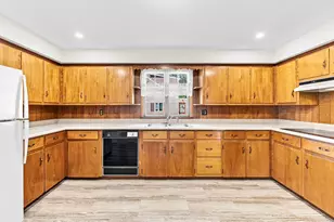 189 Adelaide St, New Bedford, MA 02745 - Photo 15