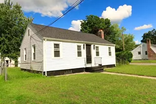 61 Russell St, Springfield, MA 01104 - Photo 3